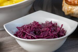 Červená kapusta ako príloha (jednoduchý domáci recept)