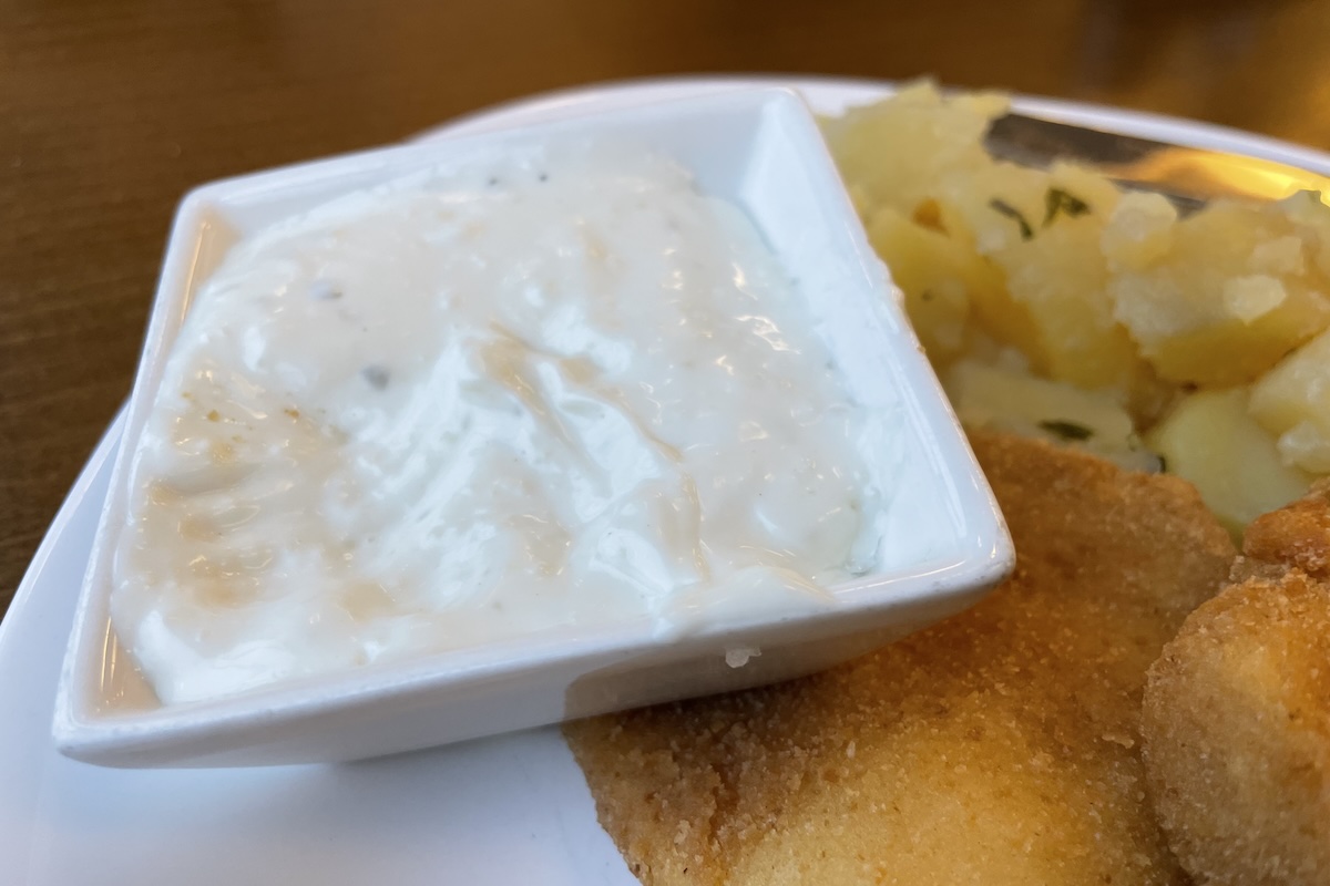 Krémová domáca tatárska omáčka k vyprážanému syru