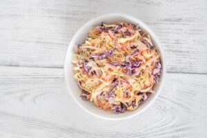 Rýchly Coleslaw šalát (jednoduchý domáci recept)