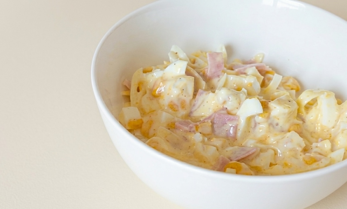 Zelerový šalát s ananásom