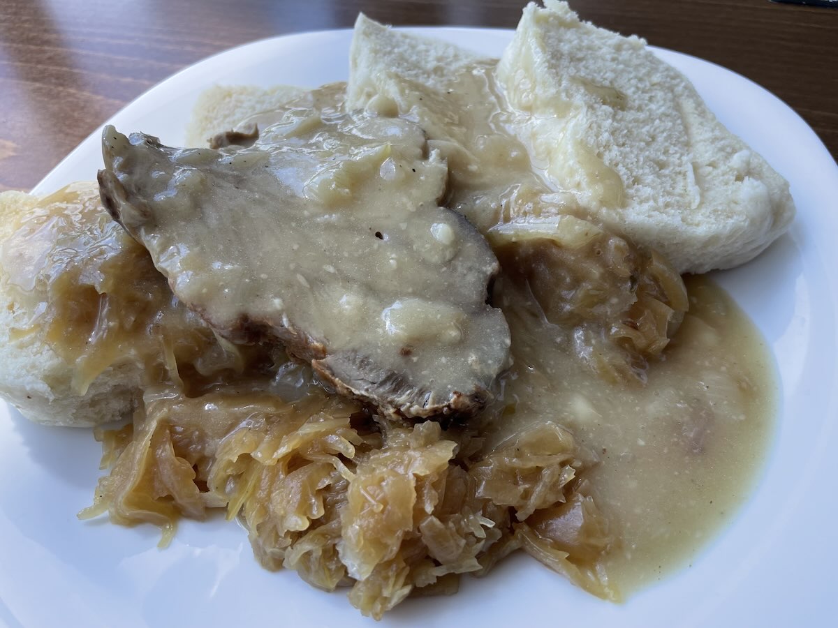 Aké mäso na vepřo knedlo zelo