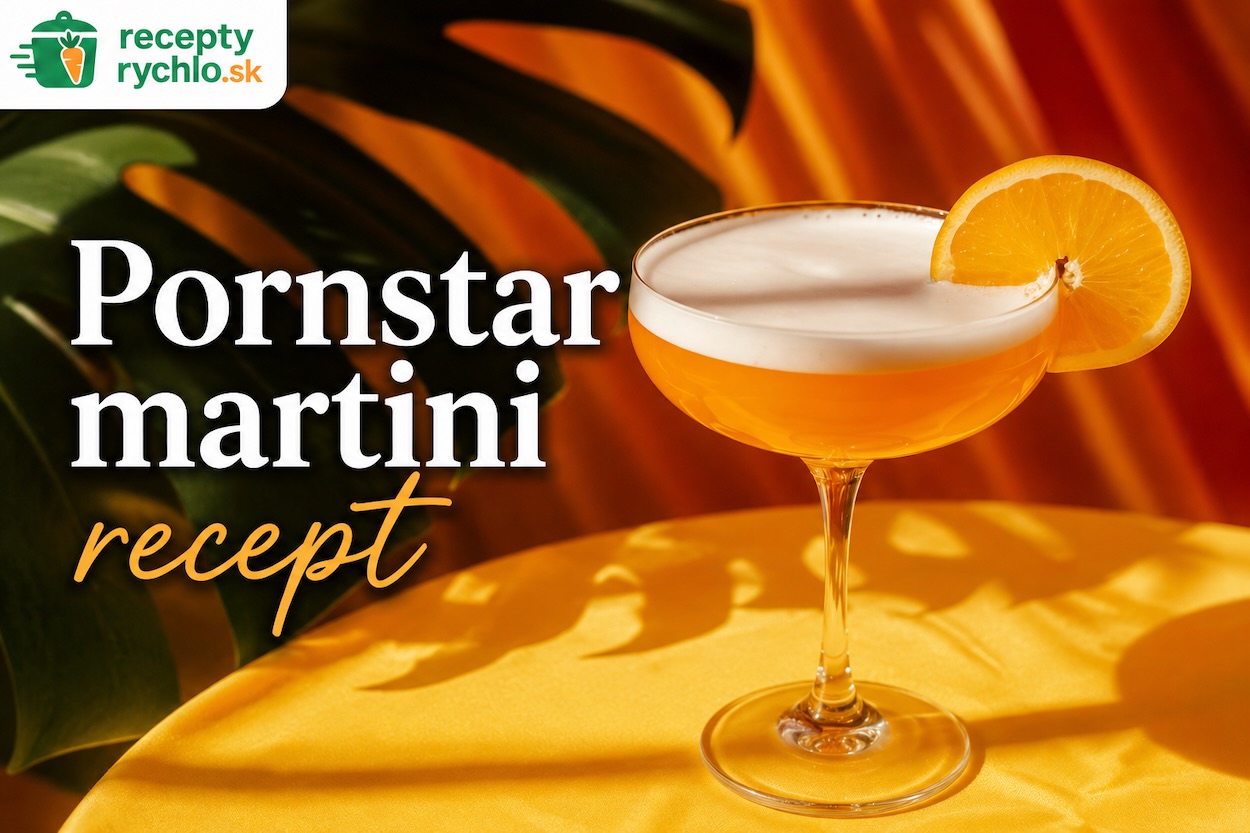 Pornstar Martini koktail s penou a plátkom pomaranča
