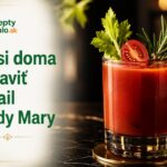 Ako si doma pripraviť koktail Bloody Mary Koktail Bloody Mary s paradajkovou šťavou, zelerom, rozmarínom a paradajkou