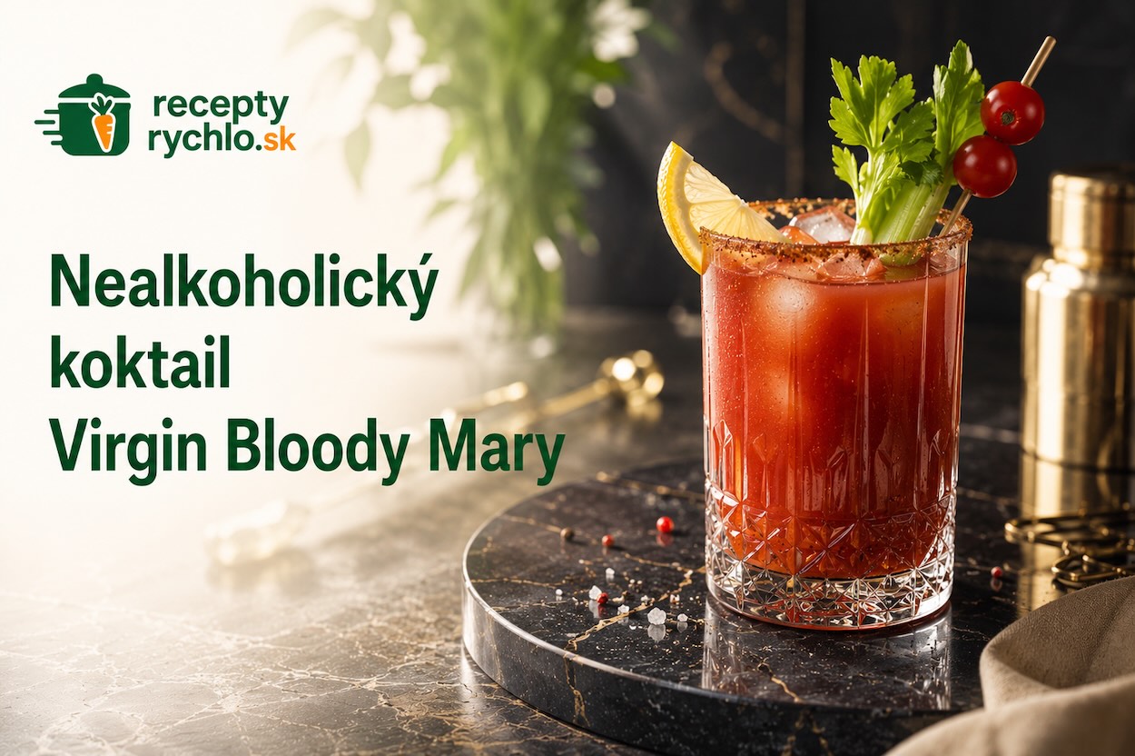 Nealkoholický koktail Virgin Bloody Mary s ľadom, zelerom, citrónom a cherry paradajkami
