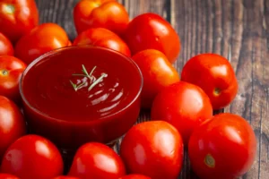 Koľko kečupu vznikne z 1 kg paradajok a koľko paradajok treba na pohár?