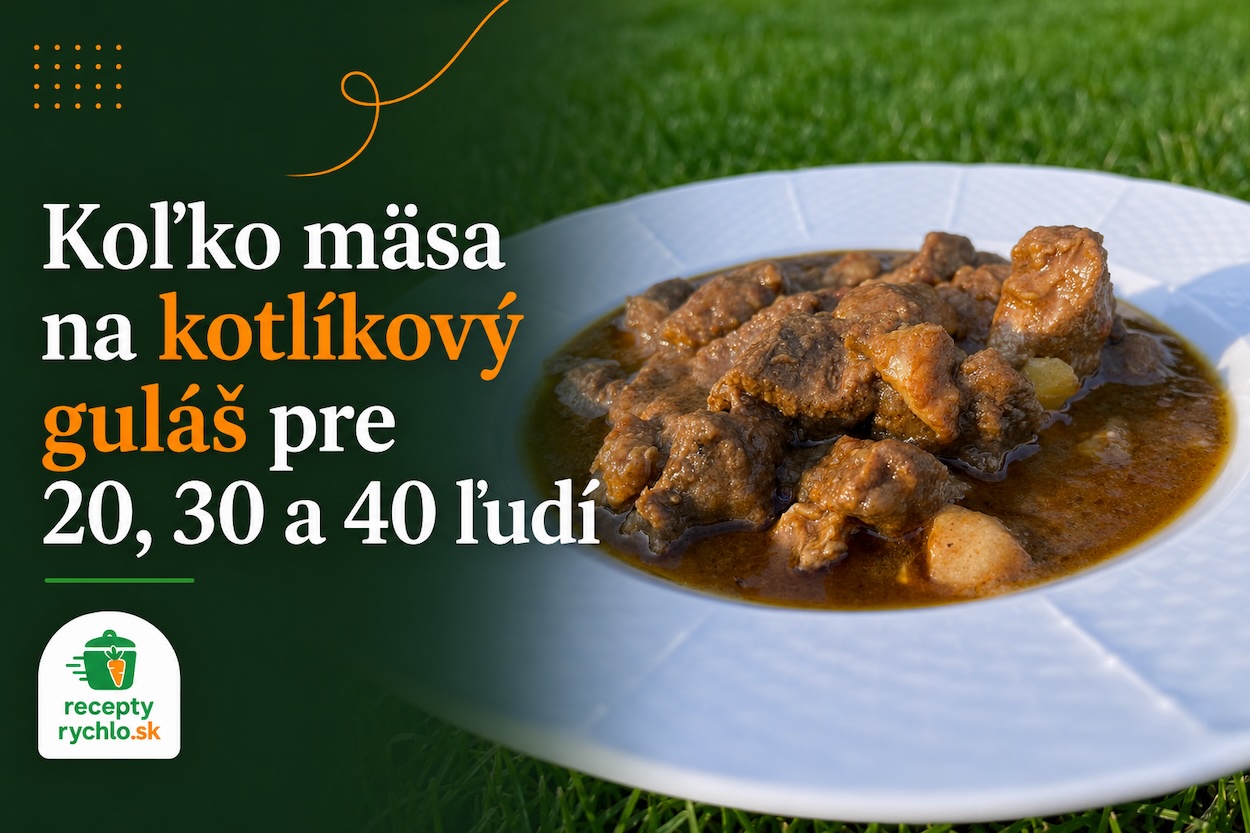 Kotlíkový guláš s kúskami mäsa a zemiakmi