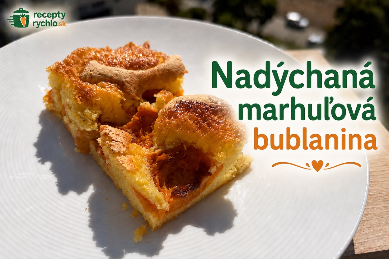 Nadýchaná marhuľová bublanina s čerstvými marhuľami