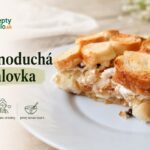 Jednoduchá žemlovka: základný recept s jablkami a tvarohom Jednoduchá žemlovka s jablkami, tvarohom a hrozienkami