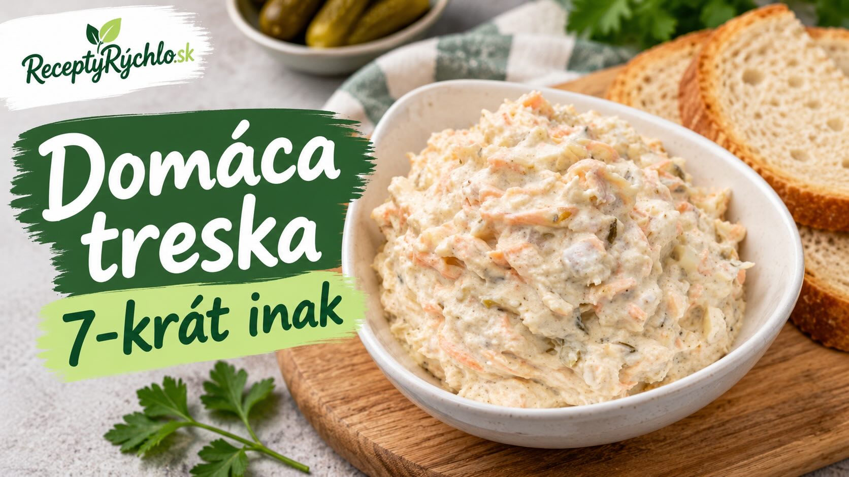 Domáca treska v majonéze – šalát s pečivom a kyslými uhorkami