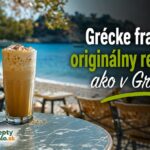 Grécke frappé: originálny recept ako v Grécku Grécke frappé s penou podávané v pohári pri mori